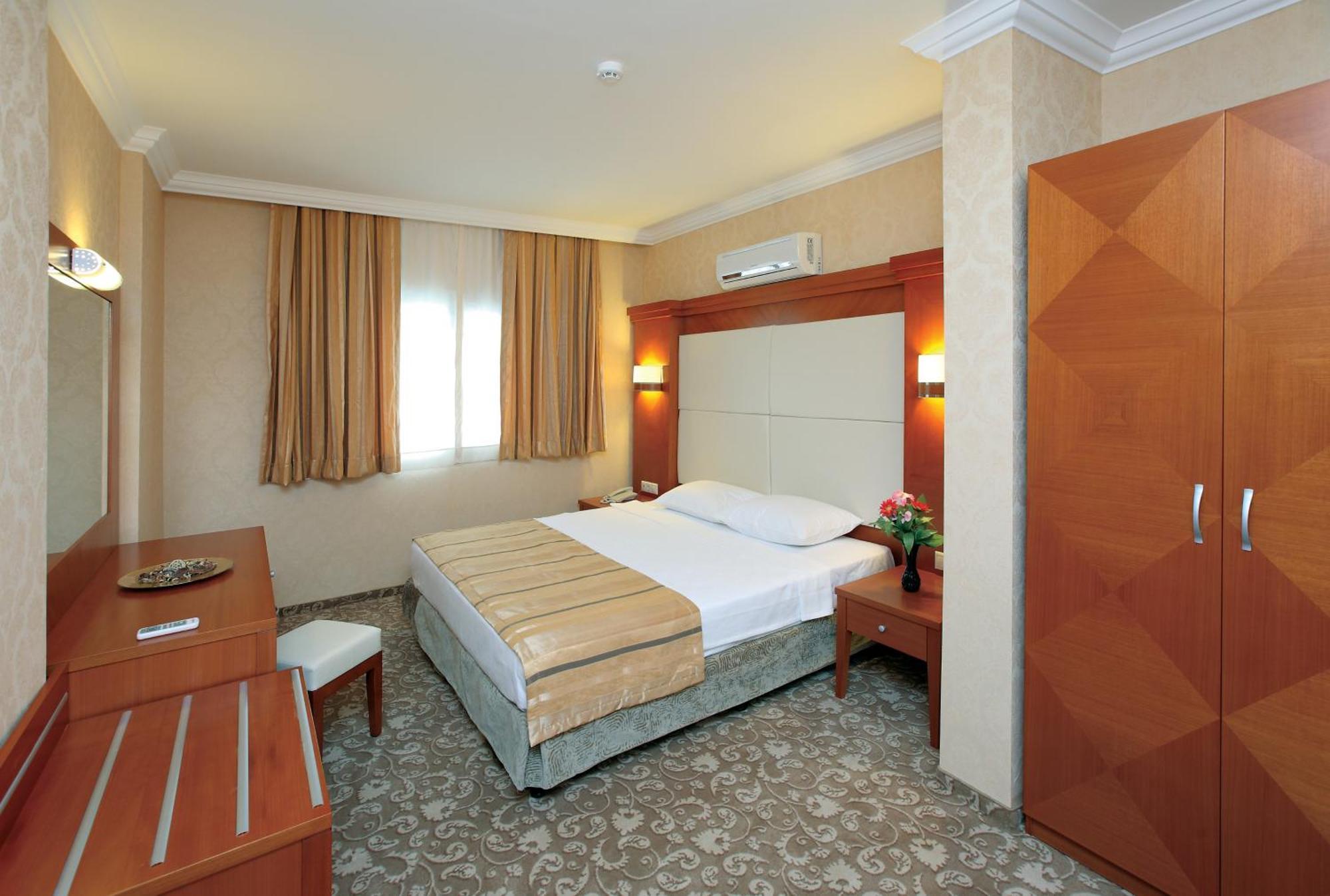 Julian Club Hotel Marmaris Ruang foto